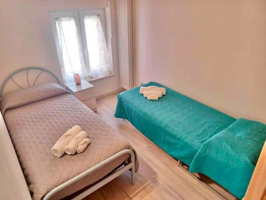 Casa Gemma - Big Family House With Free Parking San Giovanni Lupatoto Exterior foto
