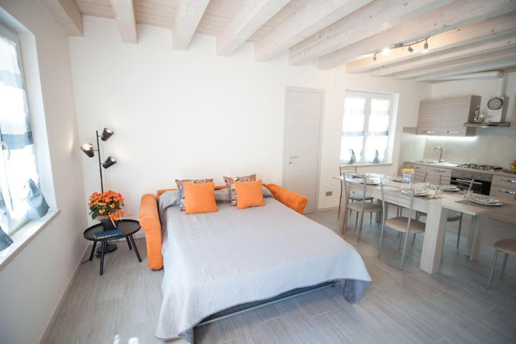 Casa Gemma - Big Family House With Free Parking San Giovanni Lupatoto Exterior foto