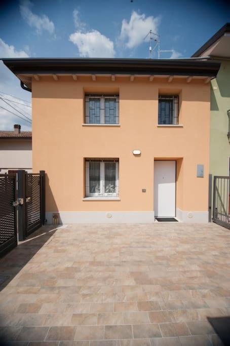 Casa Gemma - Big Family House With Free Parking San Giovanni Lupatoto Exterior foto