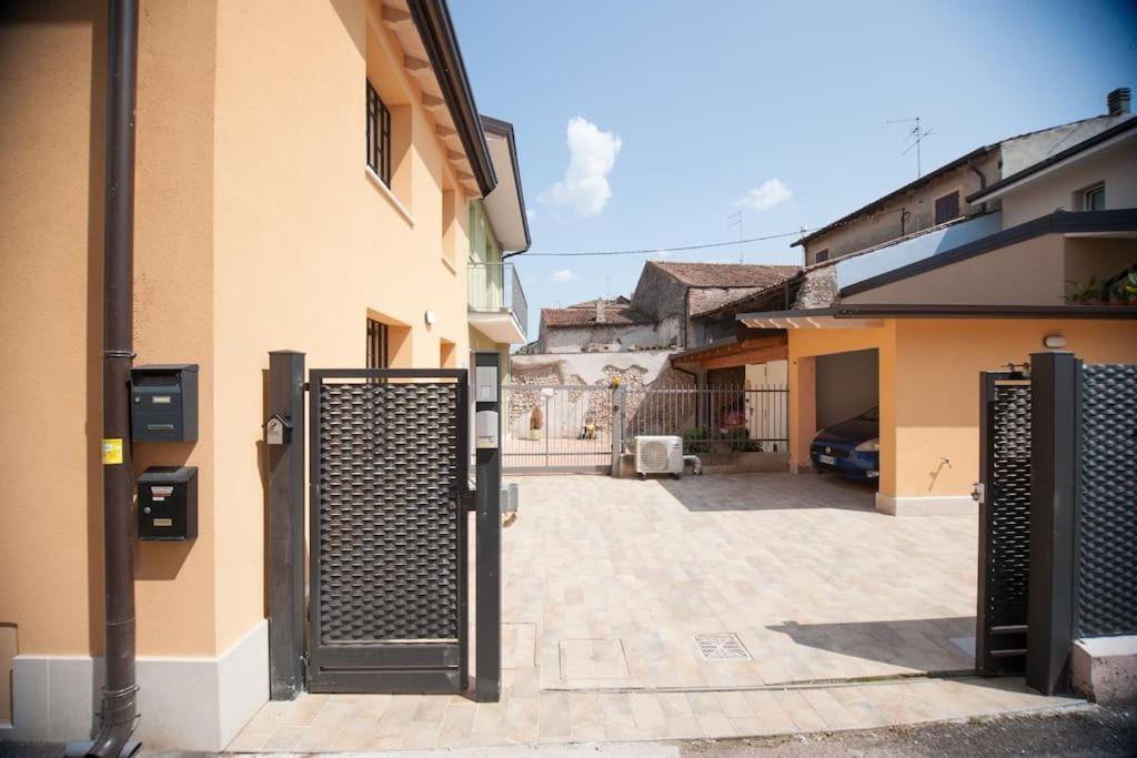 Casa Gemma - Big Family House With Free Parking San Giovanni Lupatoto Exterior foto